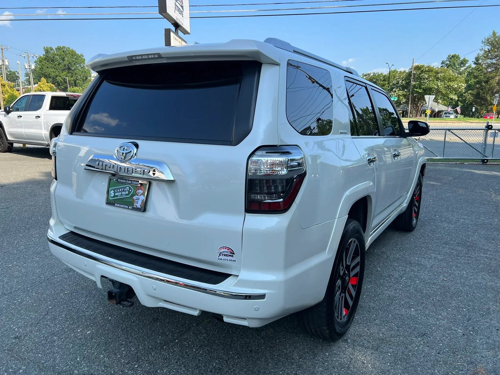 Used 2023 Toyota 4Runner Limited AWD/4WD image 4