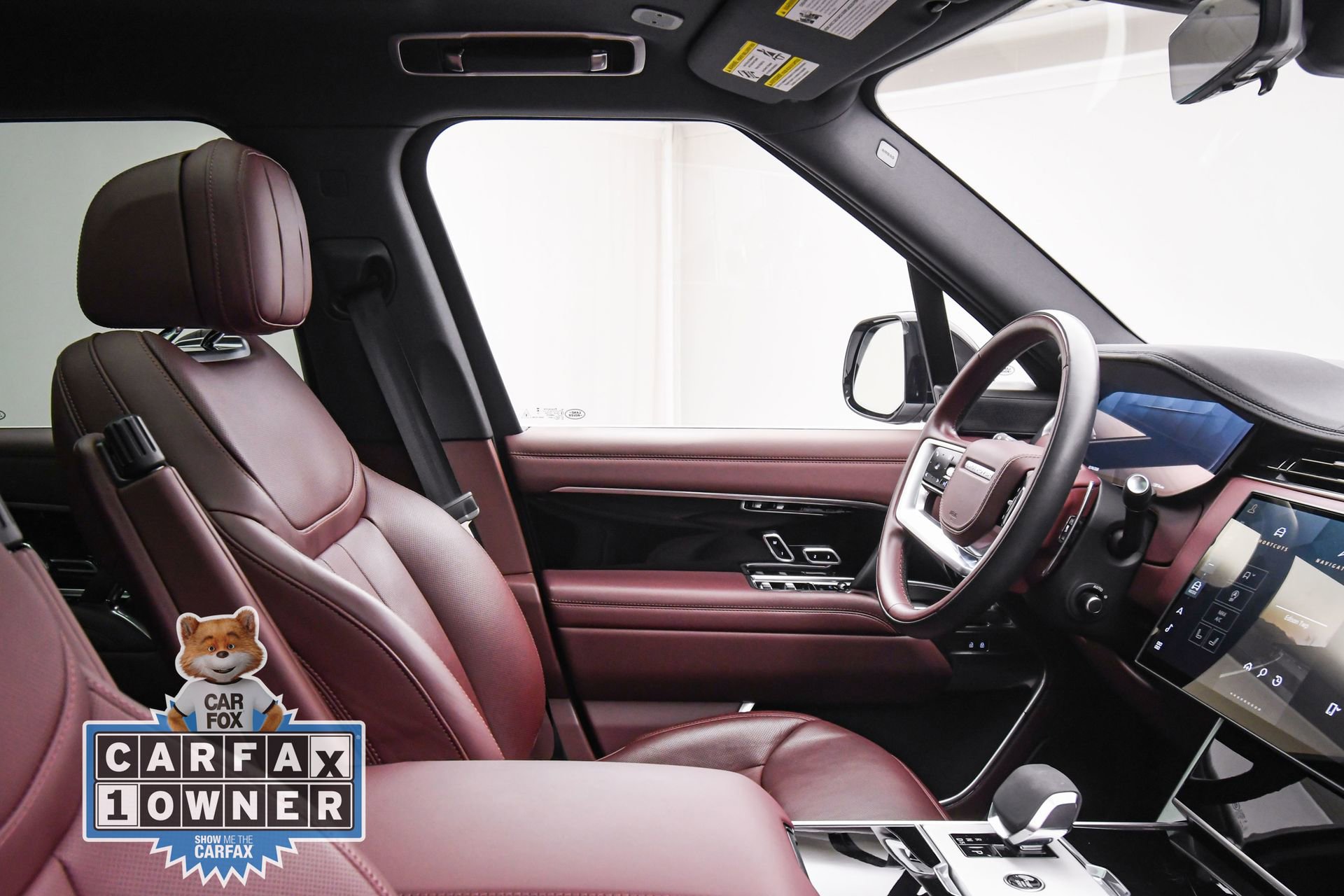 Used 2025 Land Rover Range Rover SE AWD/4WD image 49