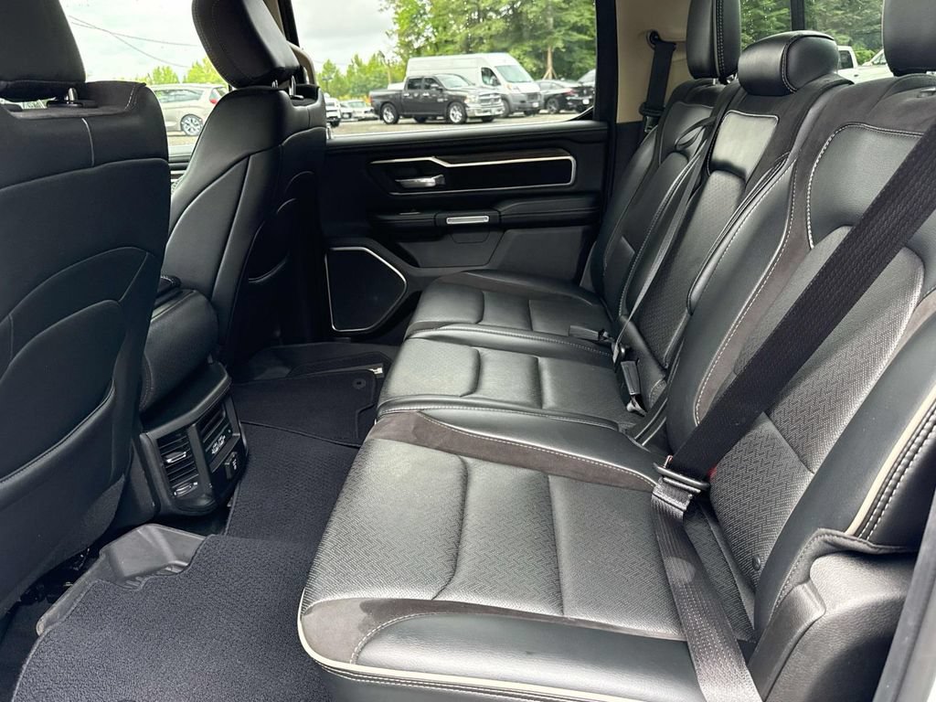 Used 2019 RAM 1500 Laramie AWD/4WD image 15