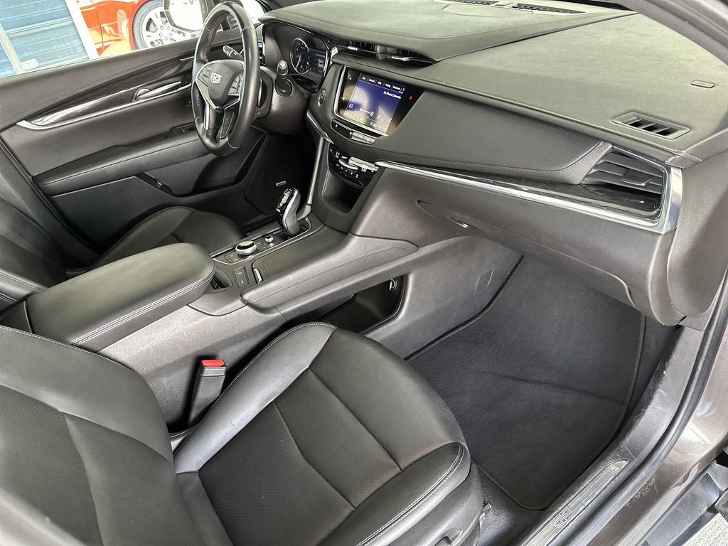 Used 2020 Cadillac XT5 Premium Luxury image 39