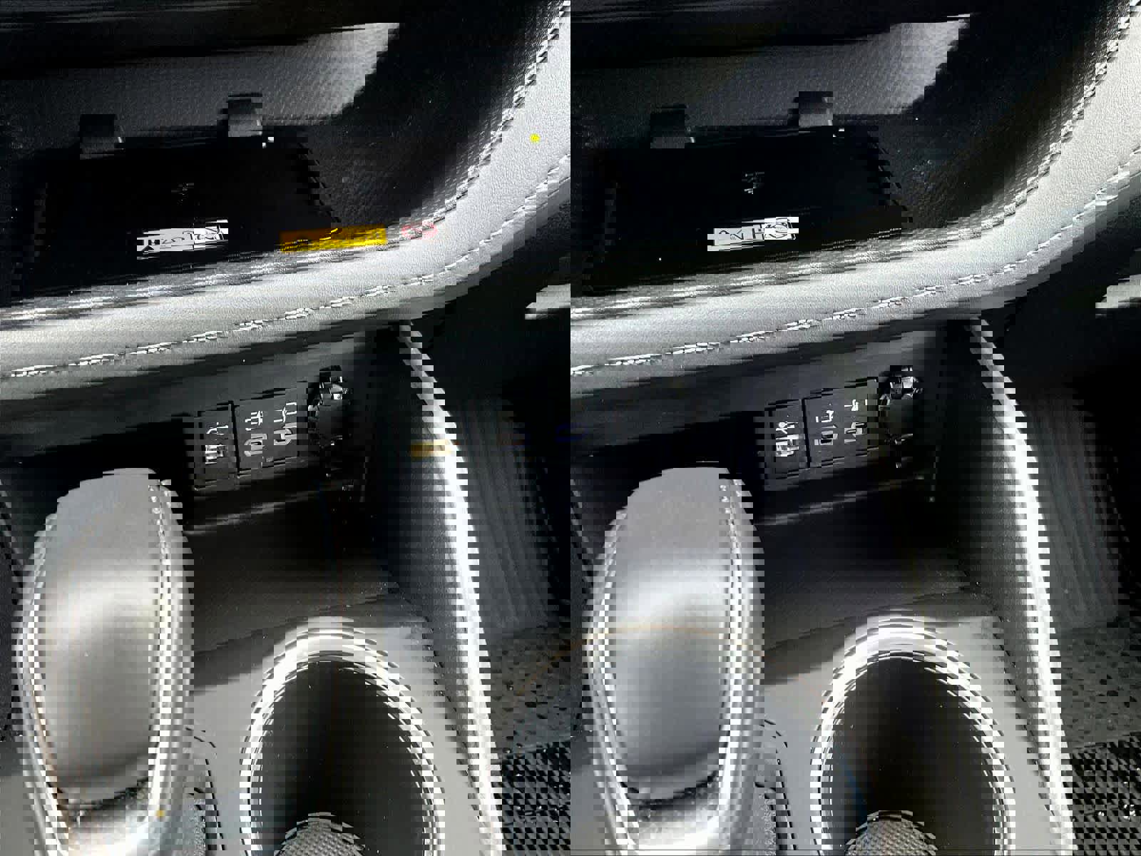 Used 2023 Toyota Highlander XSE image 28