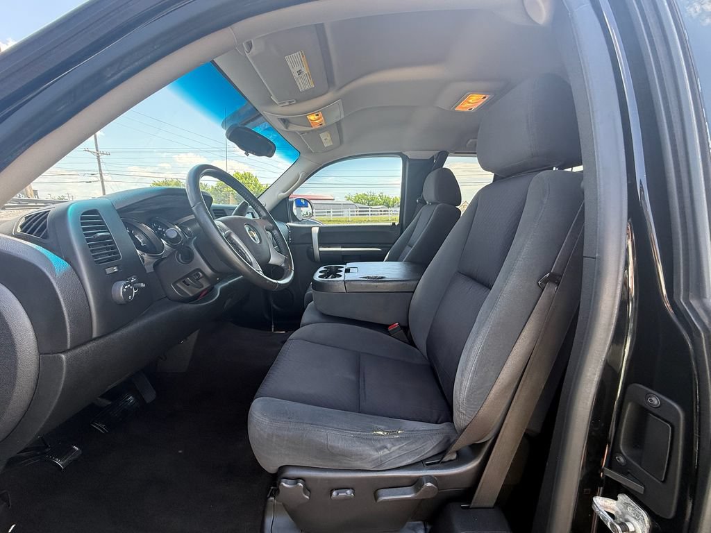 Used 2009 Chevrolet Silverado 1500 LT w/ Power Pack Plus AWD/4WD image 12