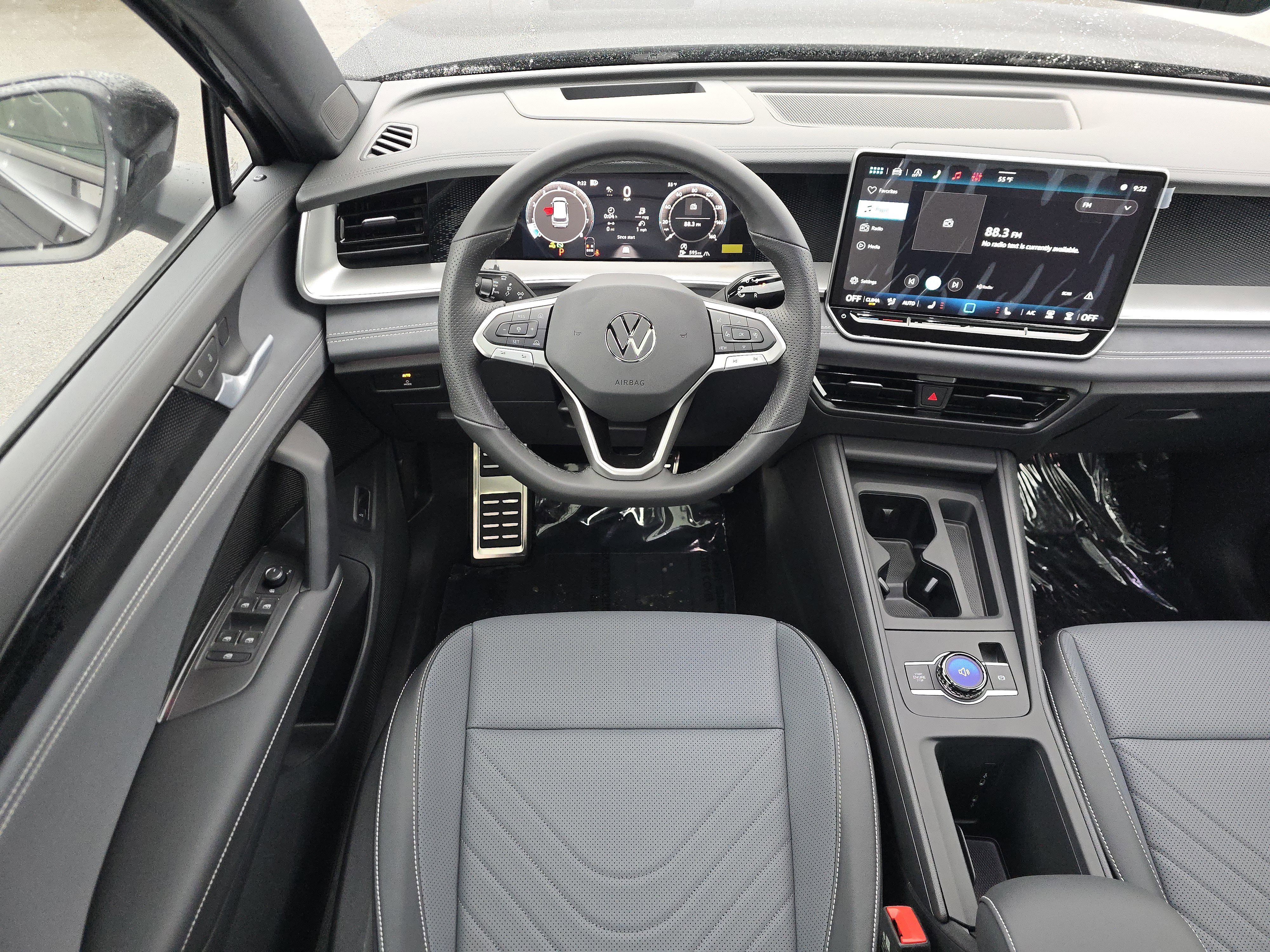 New 2026 Volkswagen Tiguan SE R-Line image 19