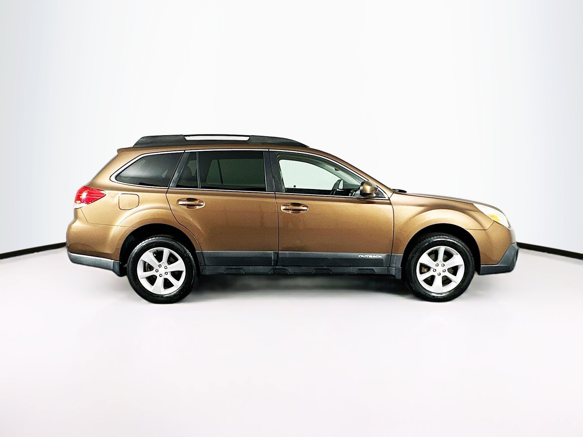 Used 2013 Subaru Outback 2.5i Premium w/ Popular Pkg 1B image 10