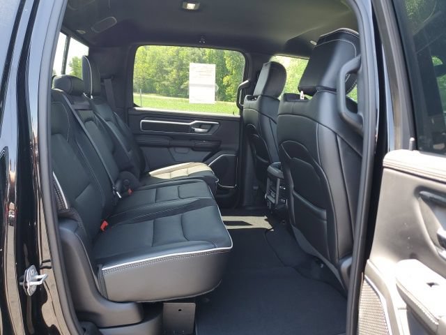 Used 2026 RAM 1500 Laramie AWD/4WD image 22