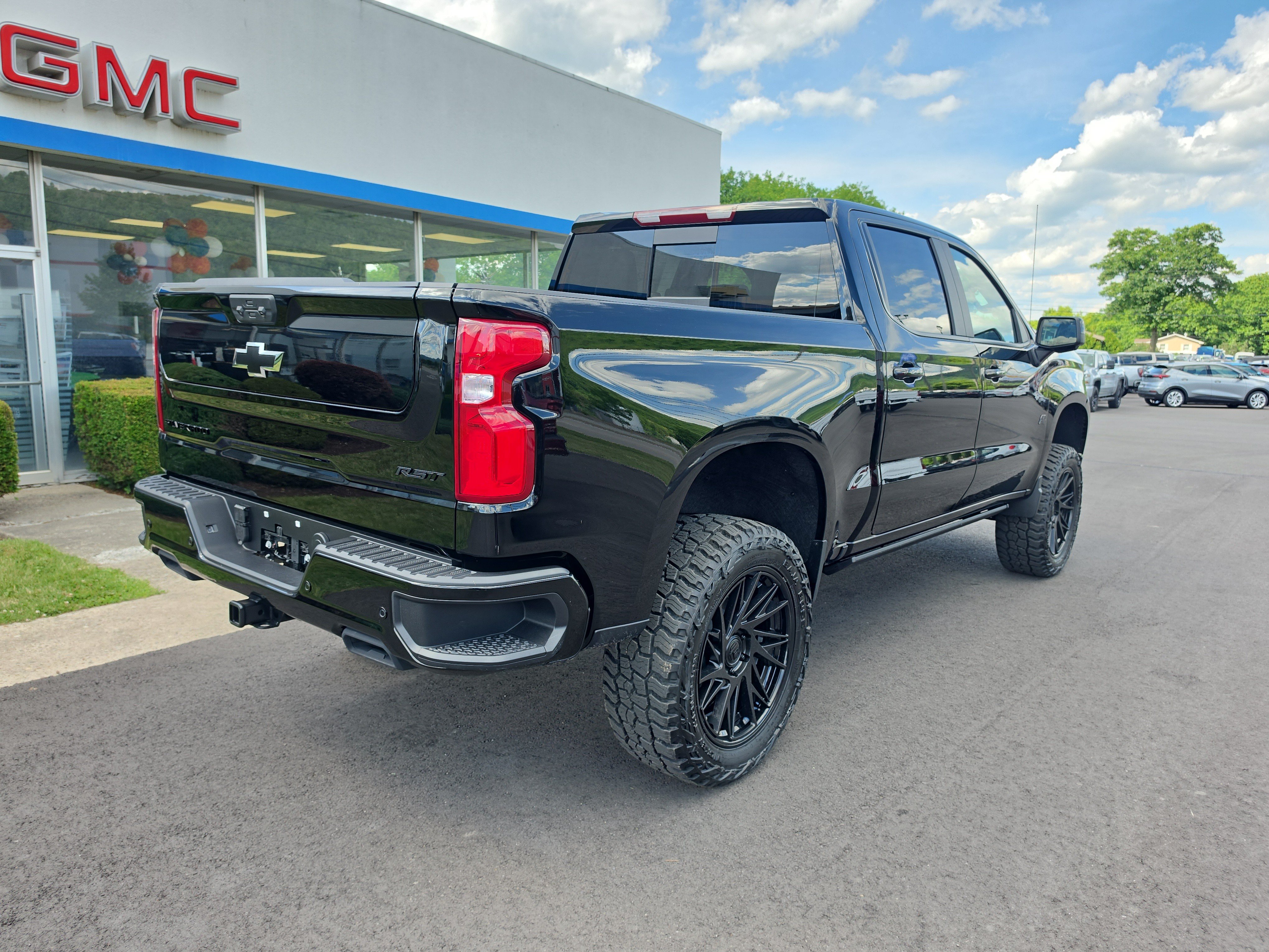 New 2026 Chevrolet Silverado 1500 RST w/ Safety Package AWD/4WD image 3