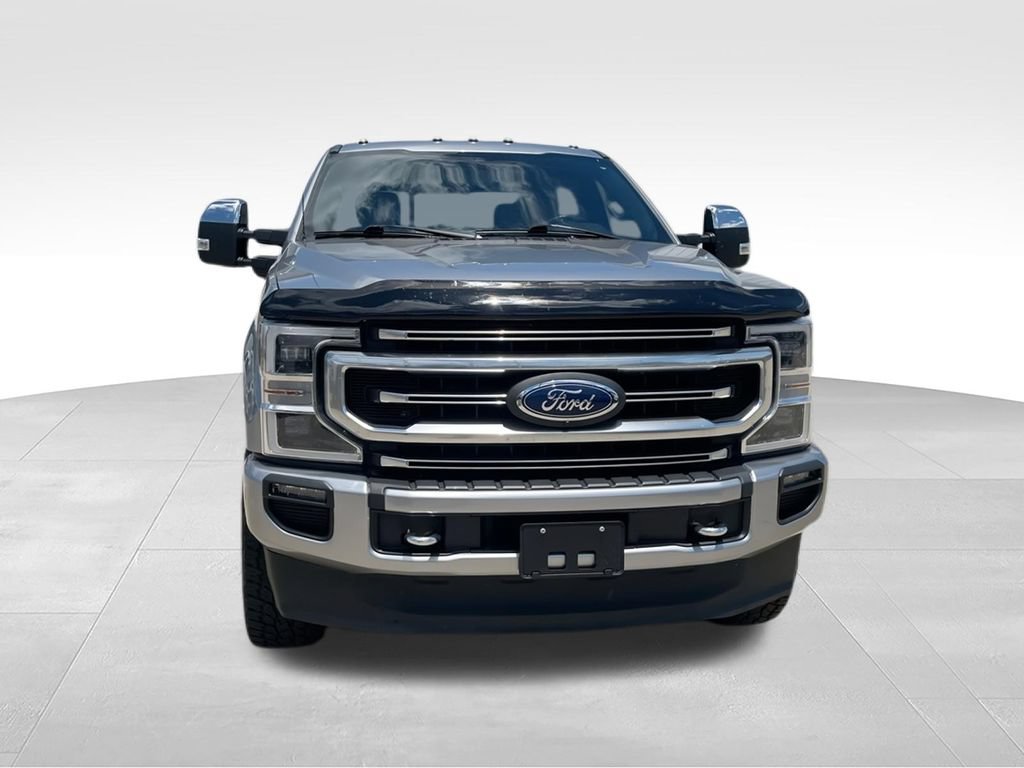 Used 2020 Ford F250 Platinum w/ FX4 Off-Road Package AWD/4WD image 3