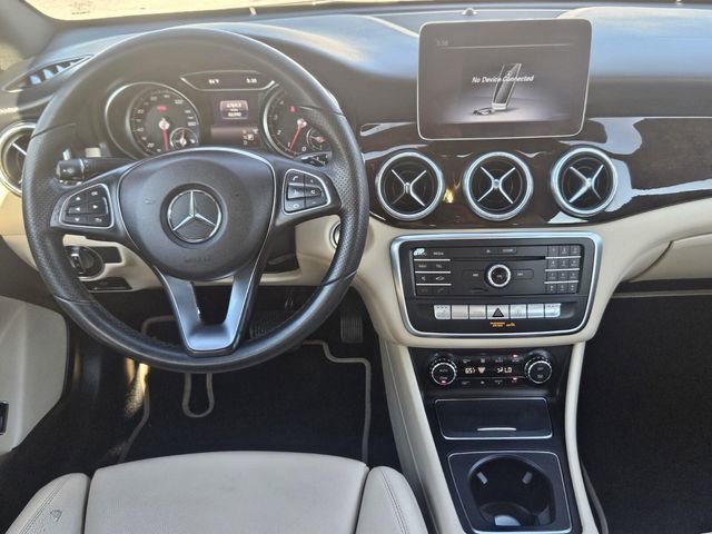 Used 2018 Mercedes-Benz CLA 250 image 16