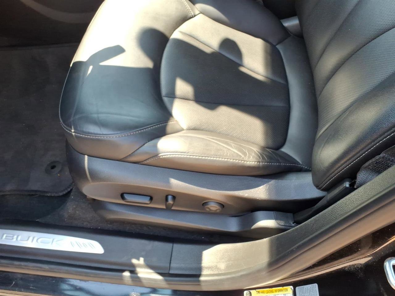 Used 2020 Buick Envision Premium AWD/4WD image 6