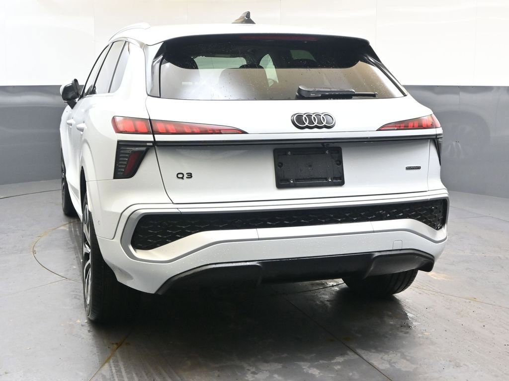 New 2026 Audi Q3 quattro 2.0T image 4