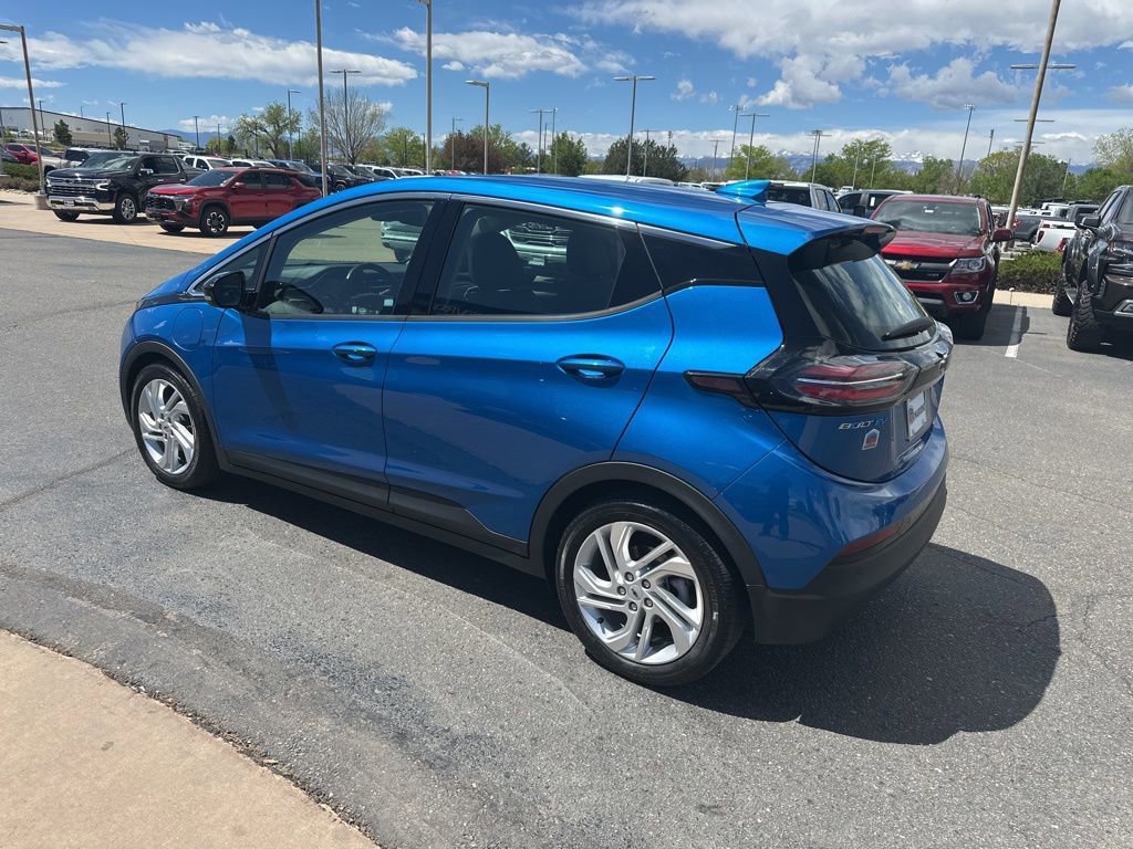 Used 2022 Chevrolet Bolt LT FWD image 34