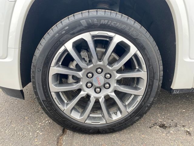 Used 2023 GMC Acadia Denali w/ LPO, Floor Liner Package image 24