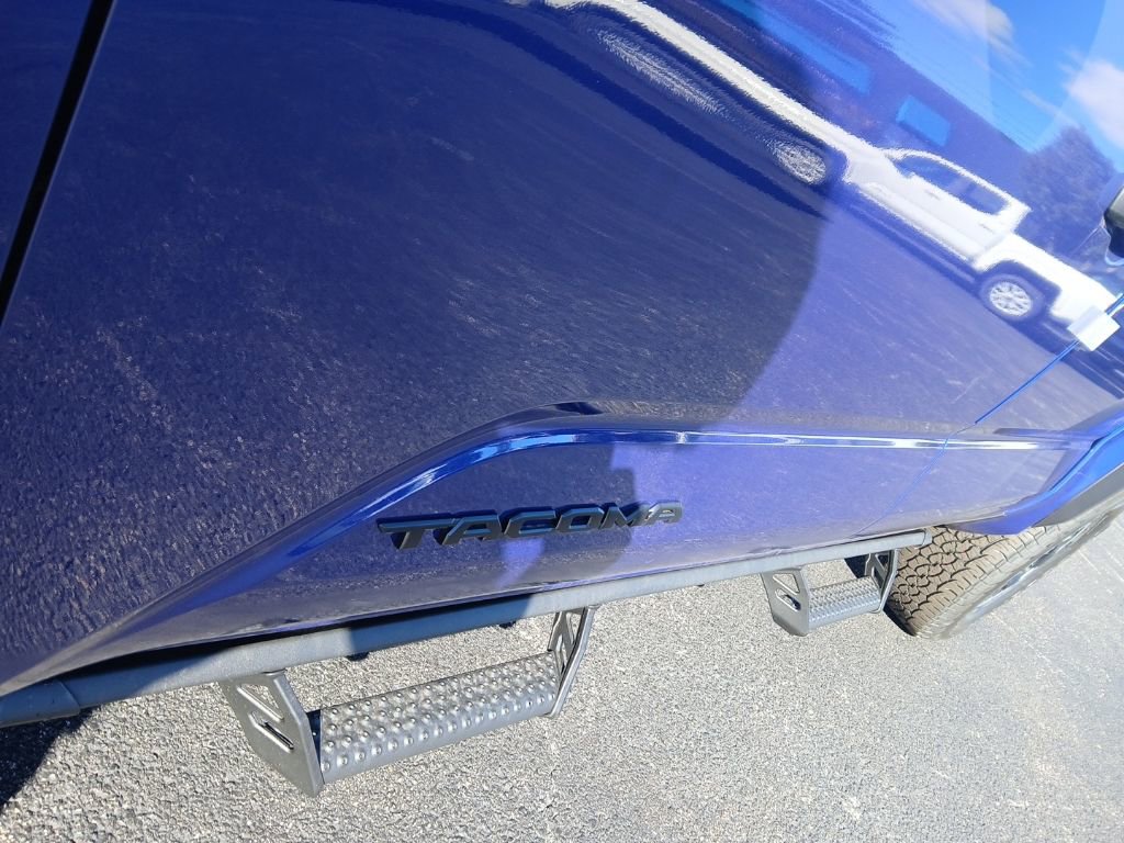 New 2025 Toyota Tacoma TRD Off-Road image 13