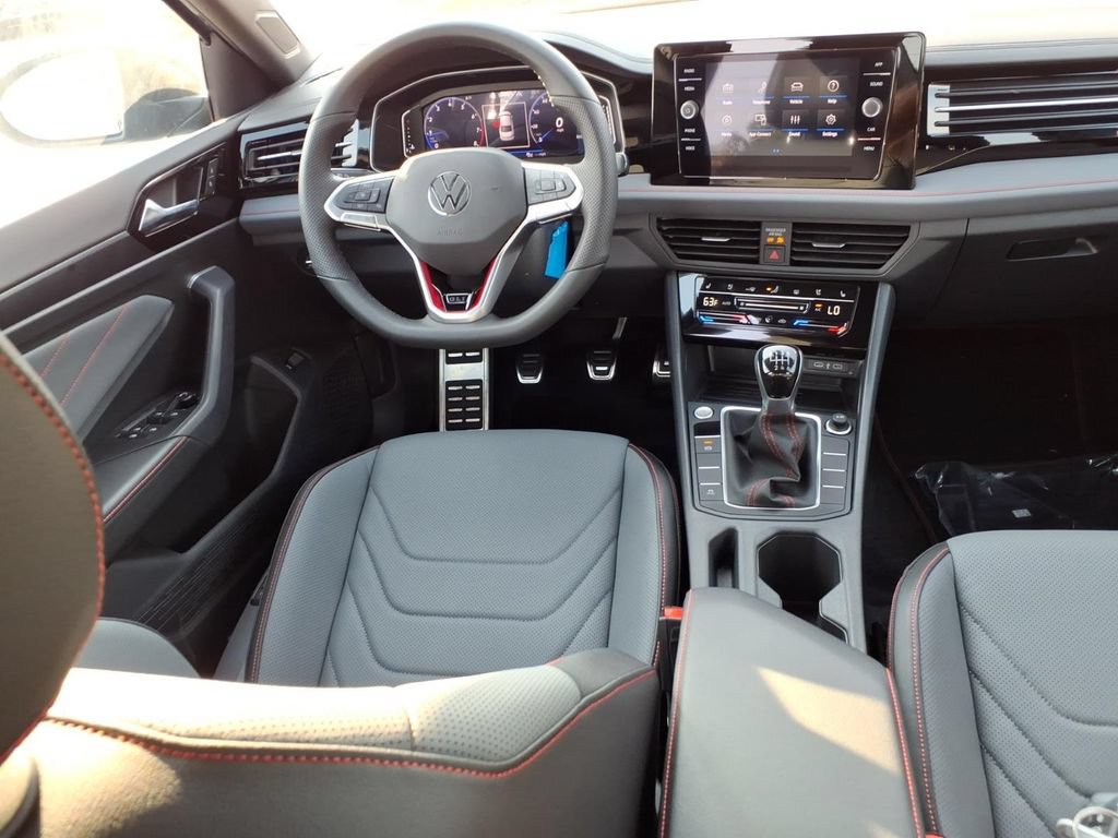 New 2026 Volkswagen Jetta GLI Autobahn FWD image 6