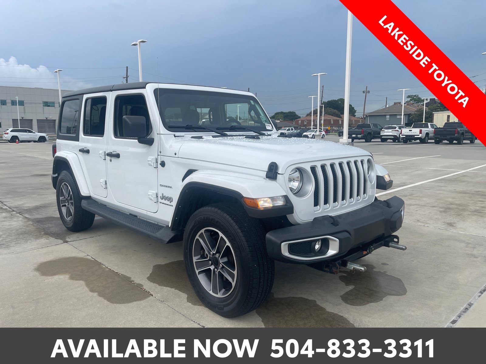 Used 2023 Jeep Wrangler Unlimited Sahara AWD/4WD image 7