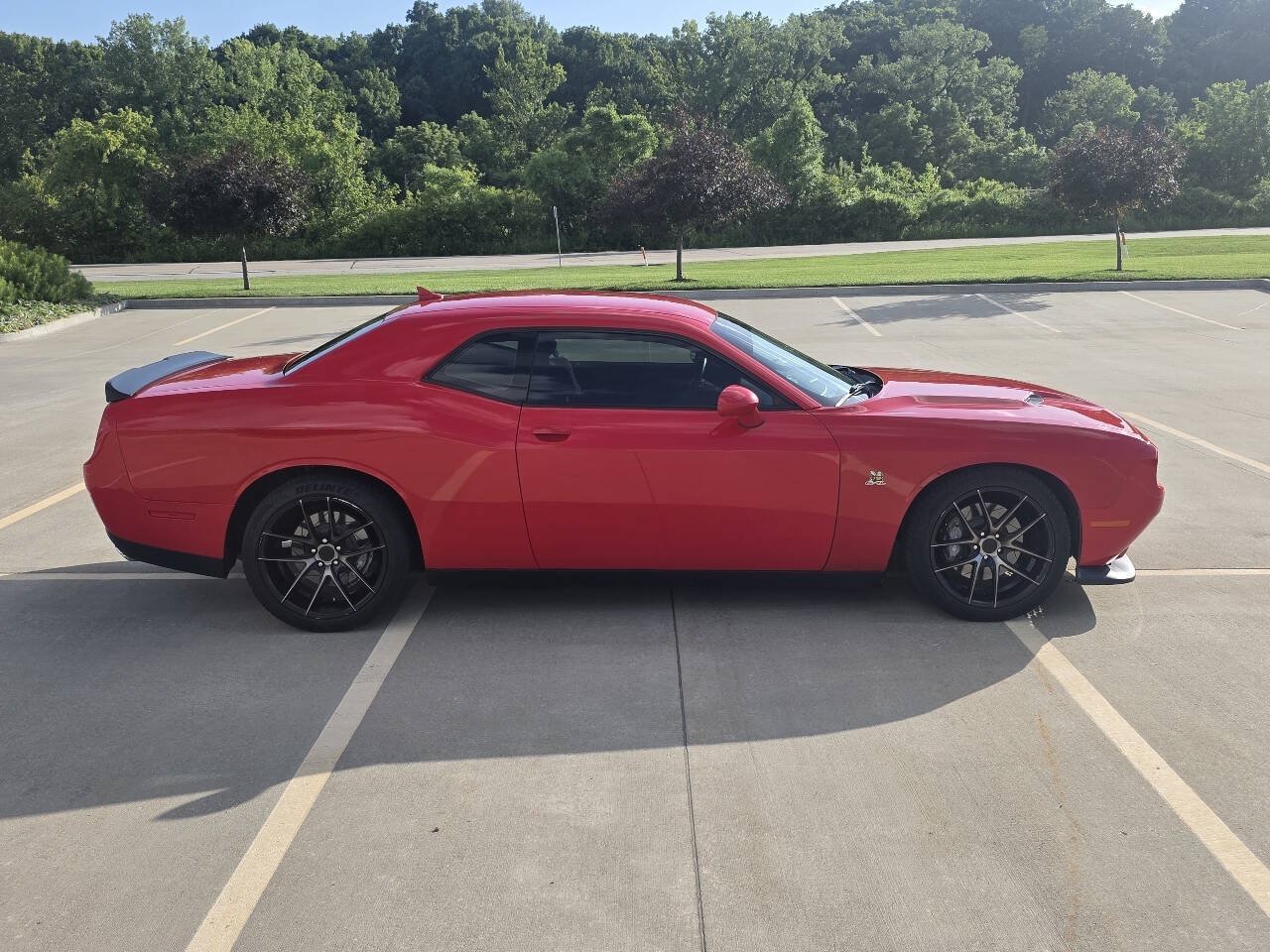 Used 2015 Dodge Challenger R/T Scat Pack RWD image 6