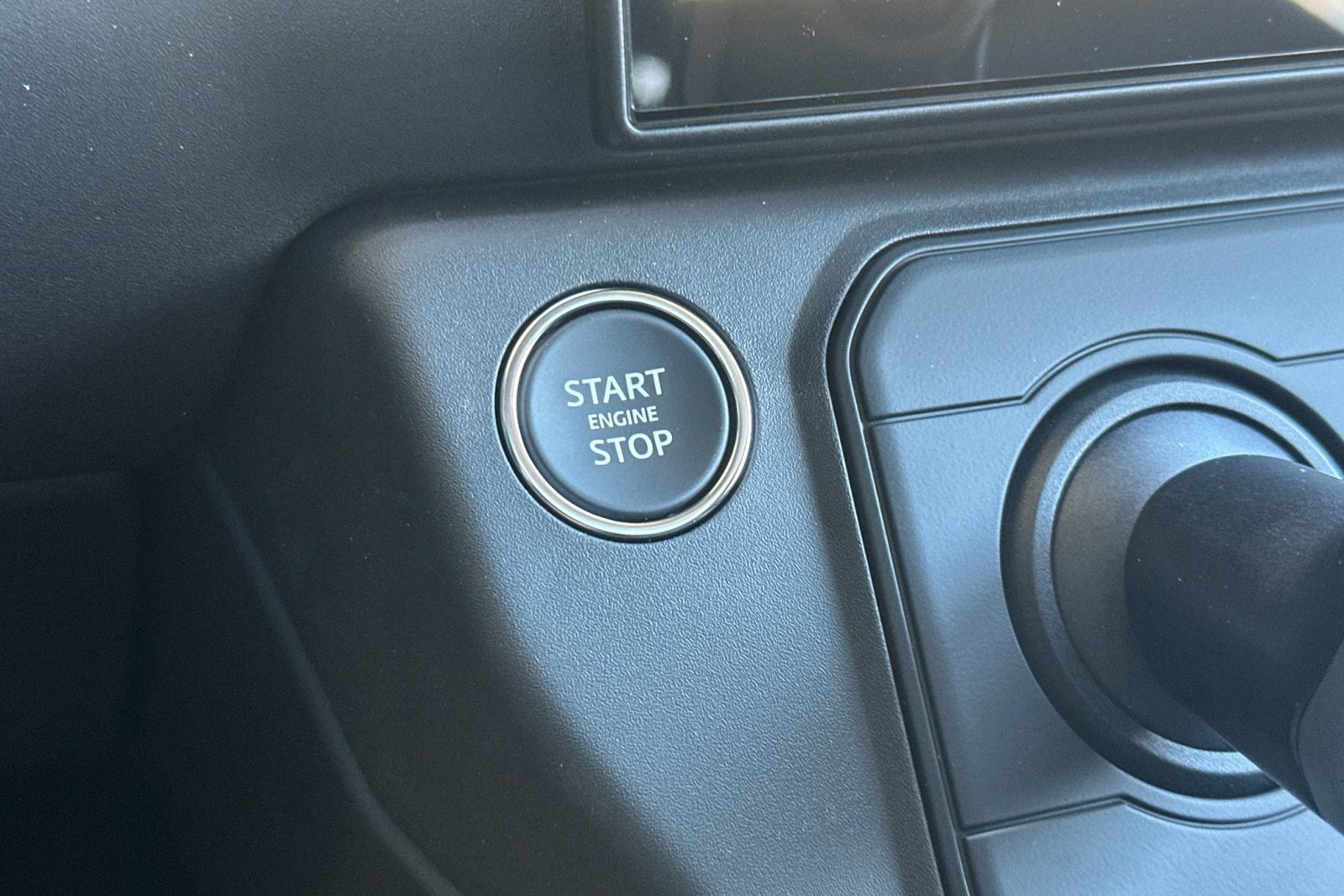 New 2026 Land Rover Defender 130 S AWD/4WD image 29