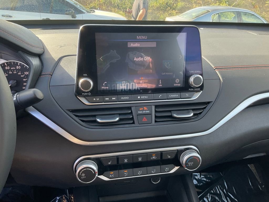 Used 2022 Nissan Altima 2.5 SR w/ Midnight Edition Package image 22