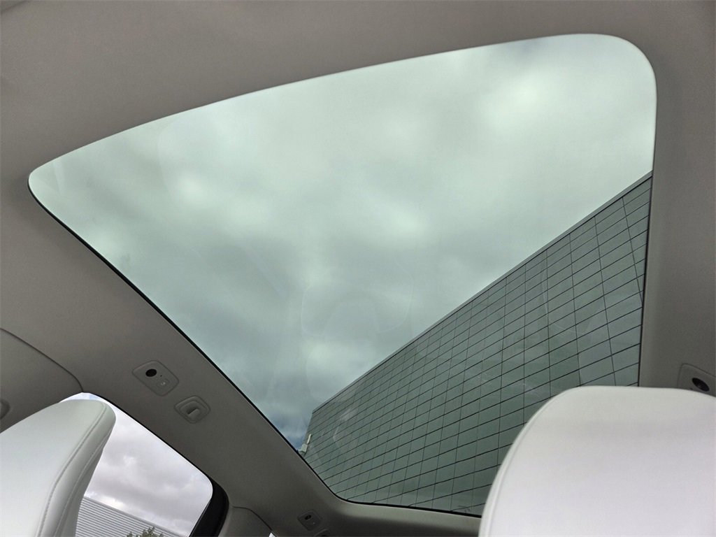 New 2025 Volvo EX90 Ultra w/ Protection Package Premier image 10