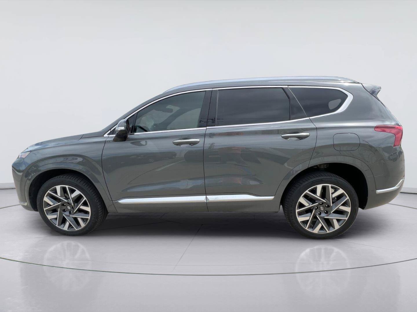 Used 2021 Hyundai Santa Fe Calligraphy AWD/4WD image 6