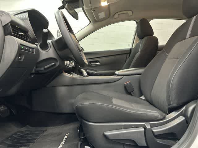 Used 2024 Nissan Sentra SV FWD image 26