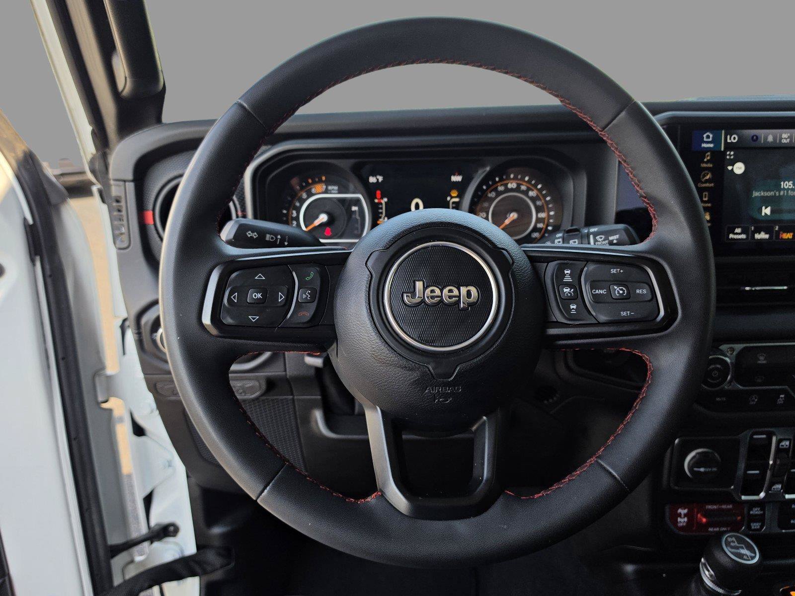 Used 2024 Jeep Wrangler Unlimited Rubicon AWD/4WD image 24