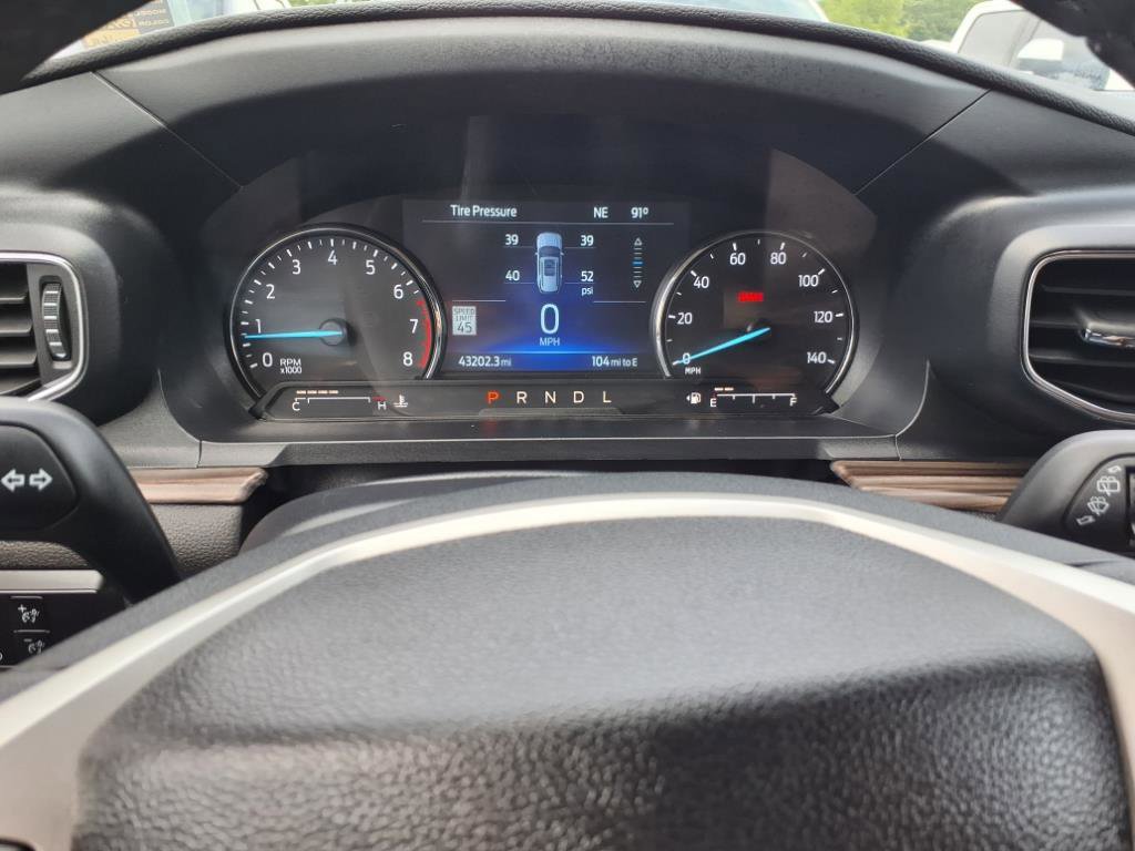 Used 2023 Ford Explorer Limited image 18