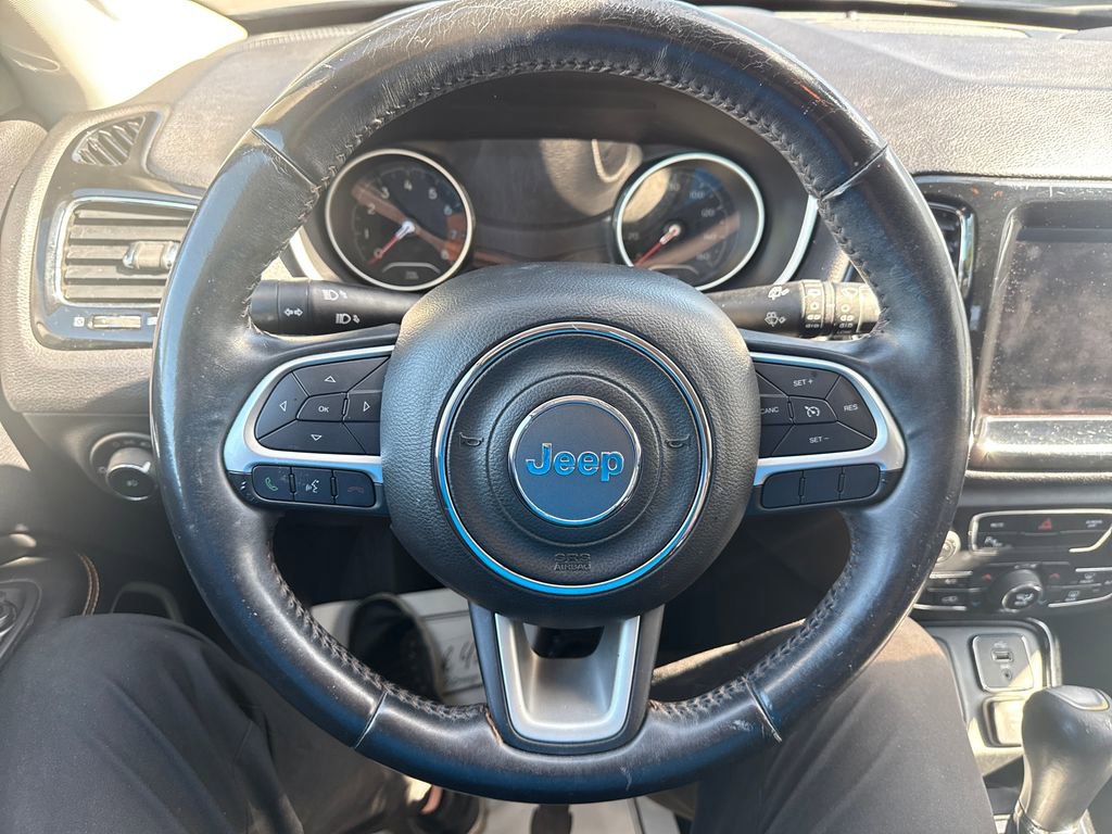Used 2018 Jeep Compass Limited w/ Navigation Group image 19
