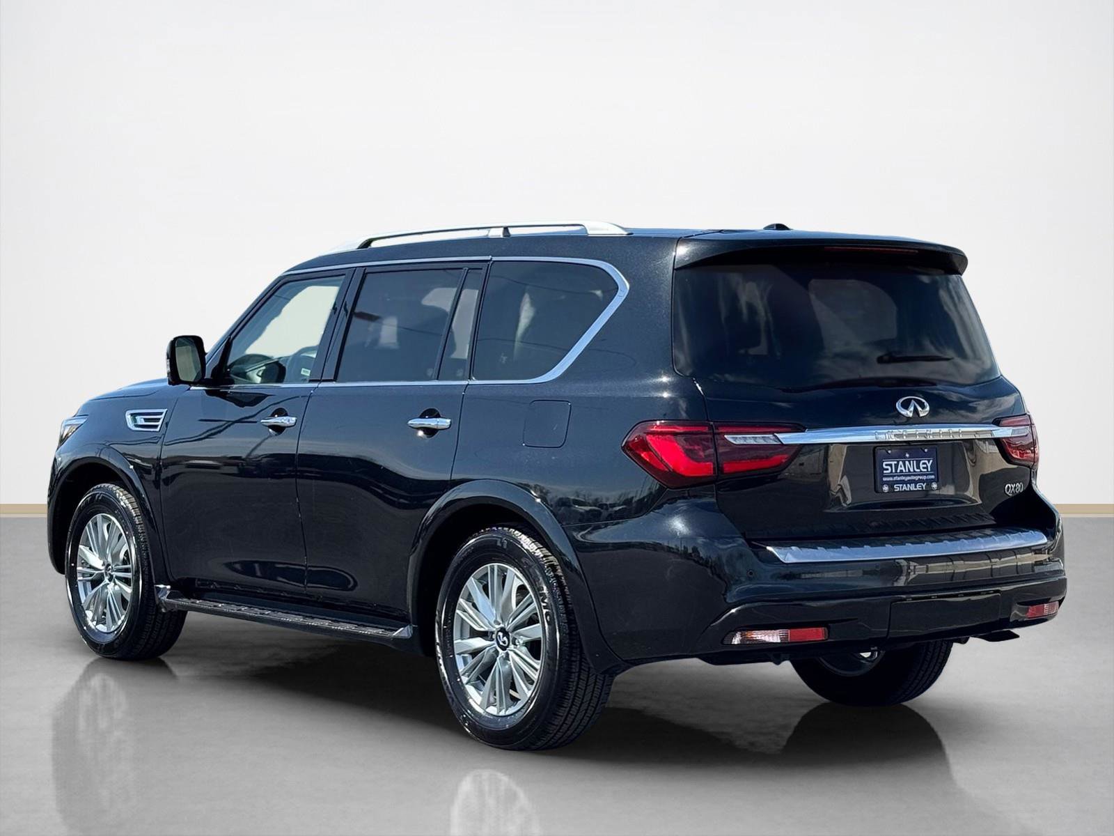 Used 2024 INFINITI QX80 Luxe image 5