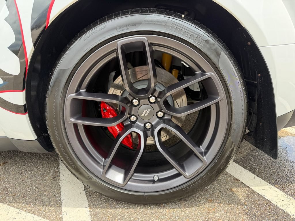 Used 2019 Dodge Challenger SRT Hellcat Redeye RWD image 12