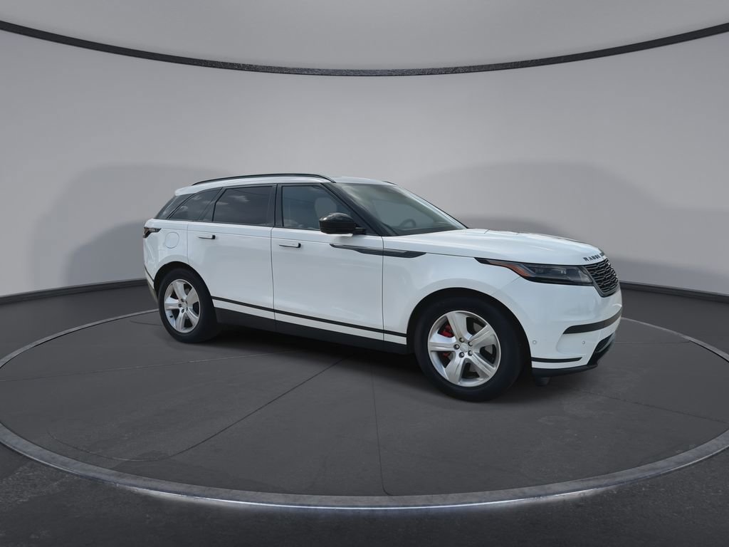 Used 2025 Land Rover Range Rover Velar S image 2