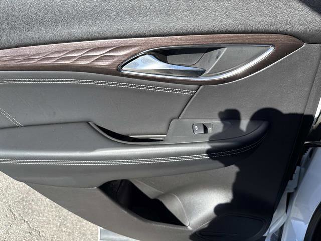 Used 2021 Buick Envision Avenir w/ Technology Package II image 11