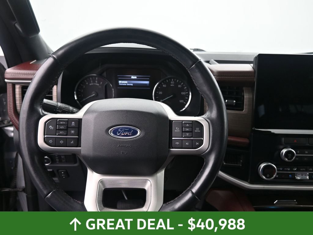 Used 2022 Ford Expedition Limited image 26
