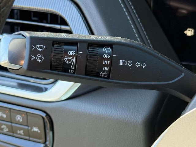 New 2026 GMC Yukon XL Elevation AWD/4WD image 21