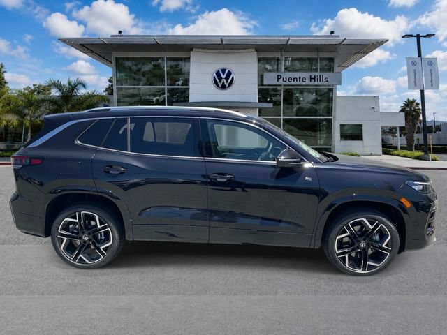 New 2026 Volkswagen Tiguan SEL R-Line AWD/4WD image 3