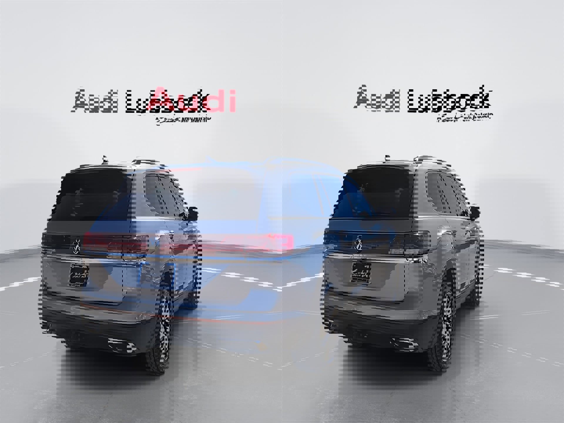 Used 2025 Volkswagen Atlas SE image 8