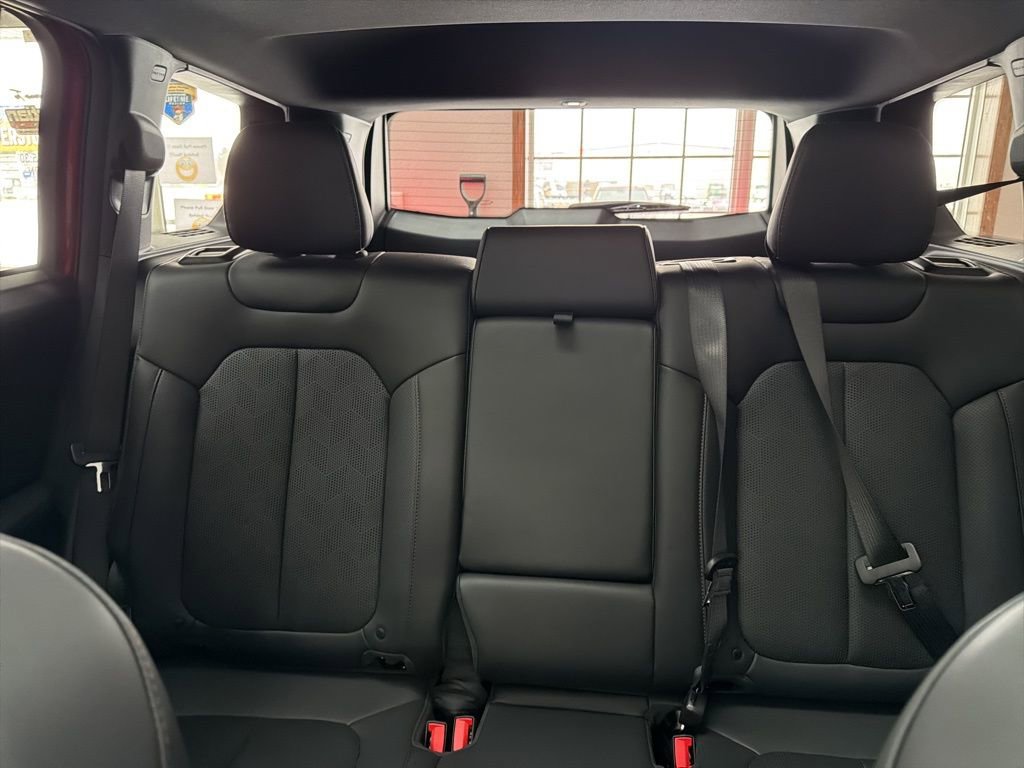 New 2026 Jeep Cherokee Overland w/ Trailer Tow Group image 20