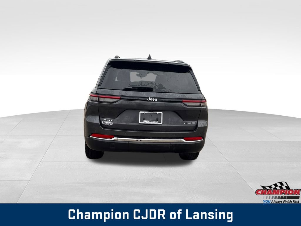 Used 2022 Jeep Grand Cherokee Limited image 4