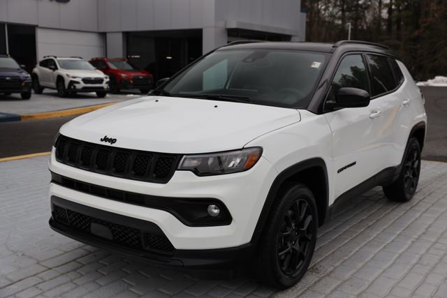 Used 2023 Jeep Compass Altitude w/ Sun and Sound Group image 50