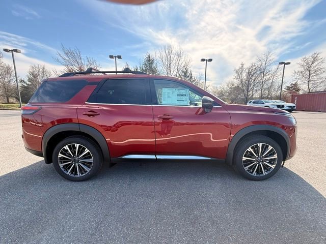 New 2026 Nissan Pathfinder Platinum image 4