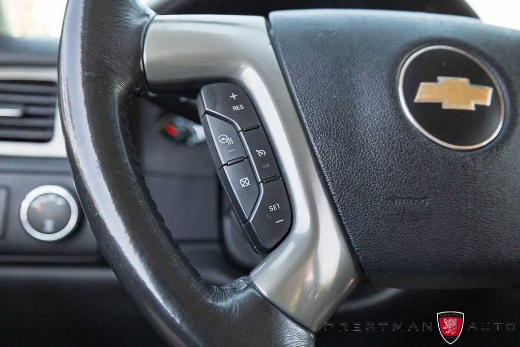 Used 2014 Chevrolet Suburban LTZ AWD/4WD image 30