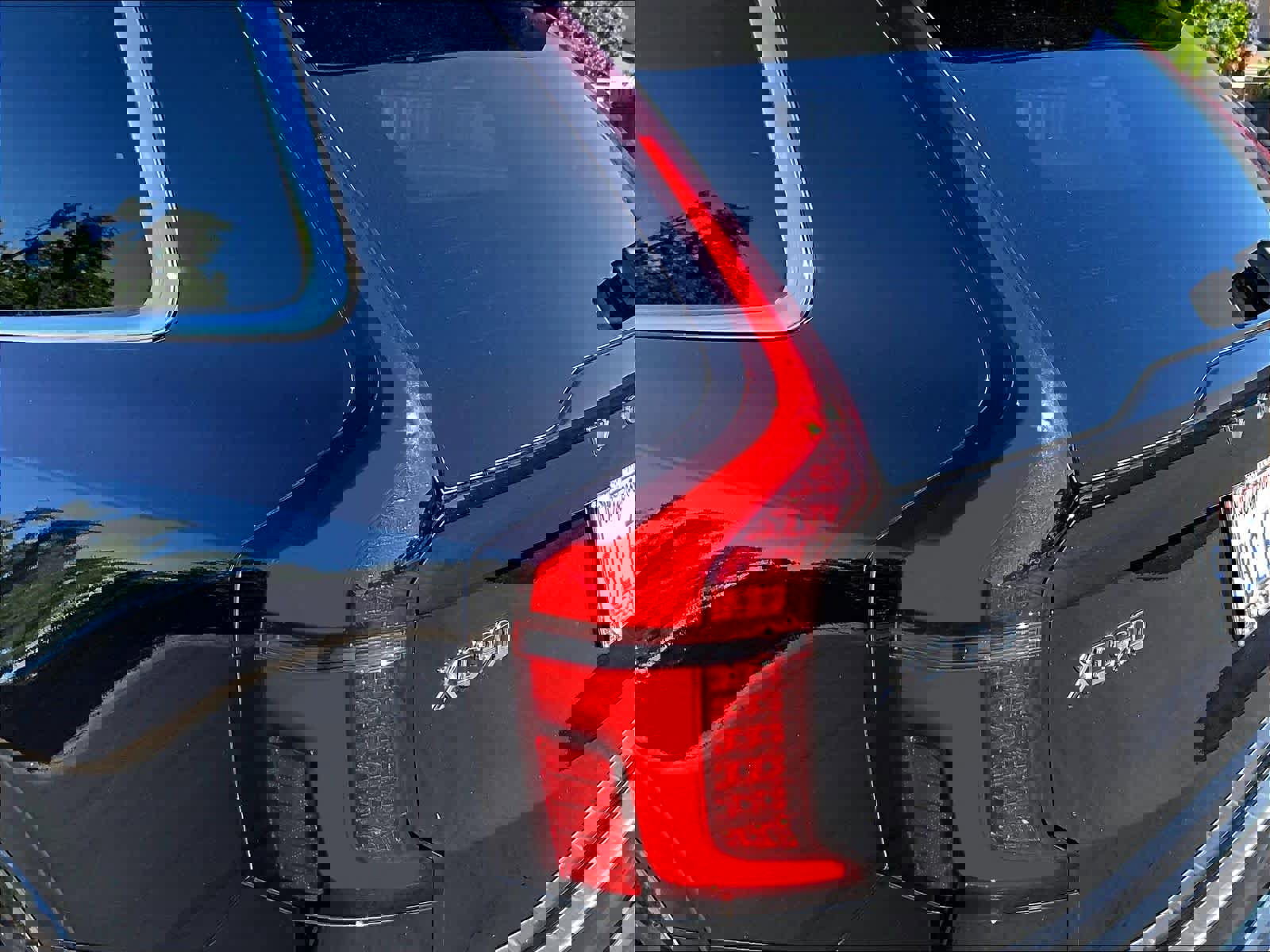 Used 2025 Volvo XC90 B5 Core w/ Protection Package Premier AWD/4WD image 32