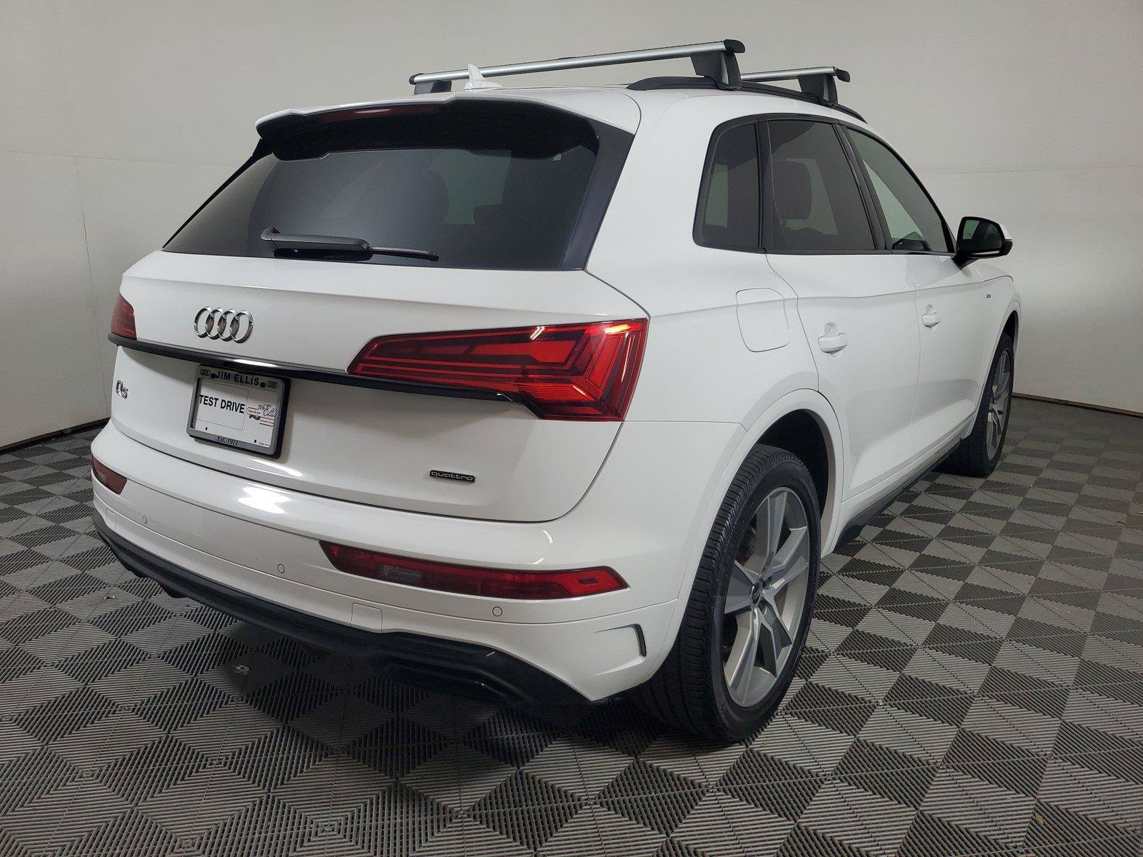 Used 2025 Audi Q5 2.0T Premium AWD/4WD image 6