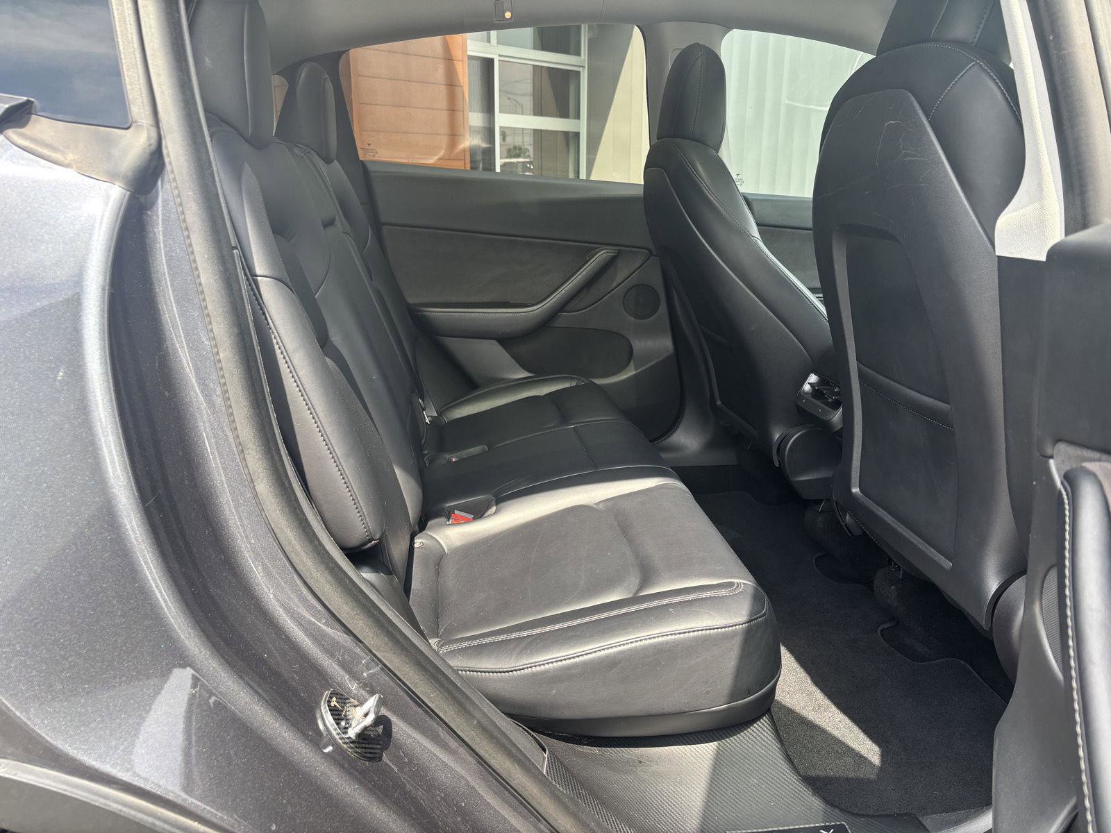 Used 2020 Tesla Model Y Long Range AWD/4WD image 19
