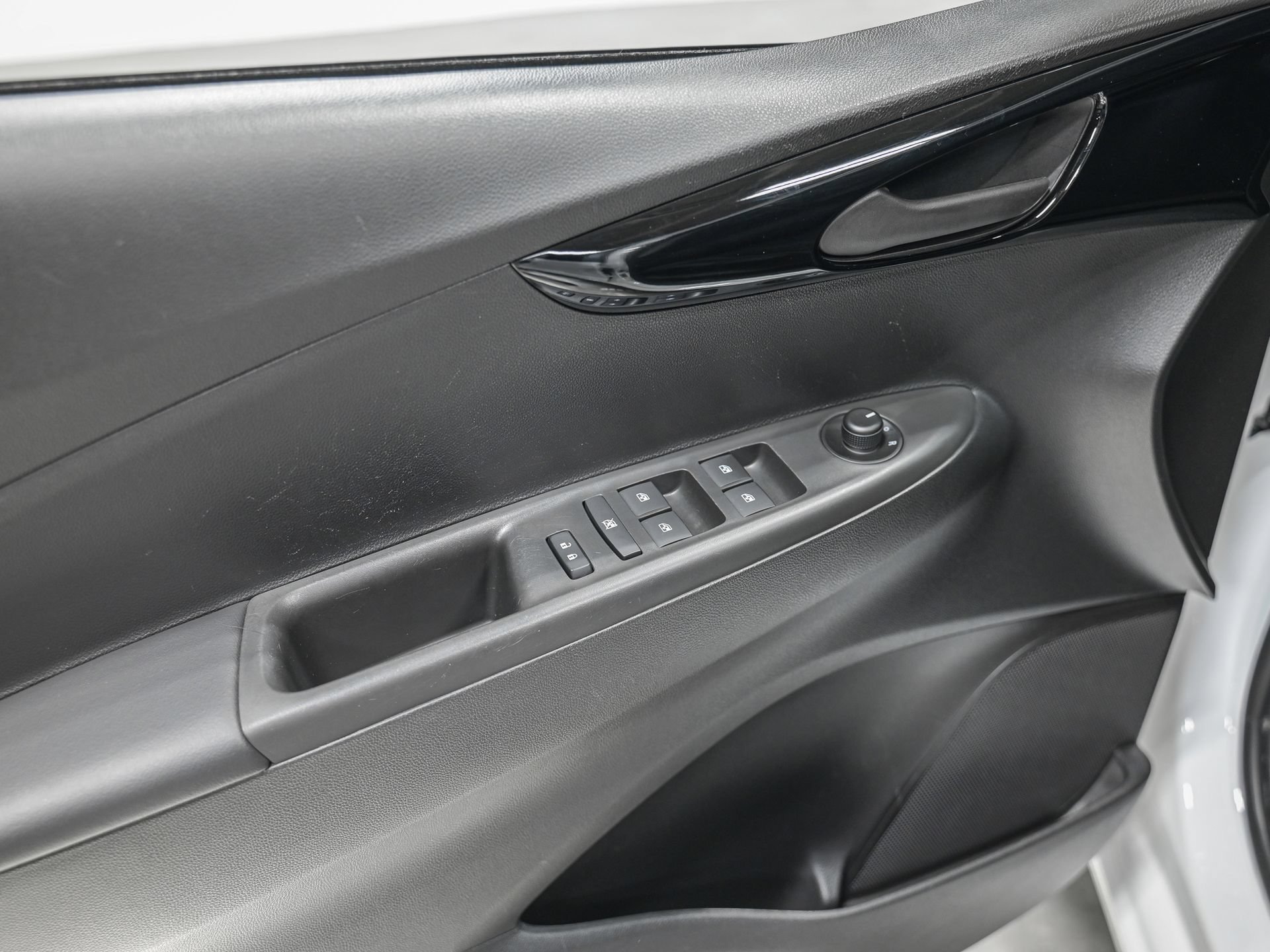 Used 2022 Chevrolet Spark LT FWD image 15