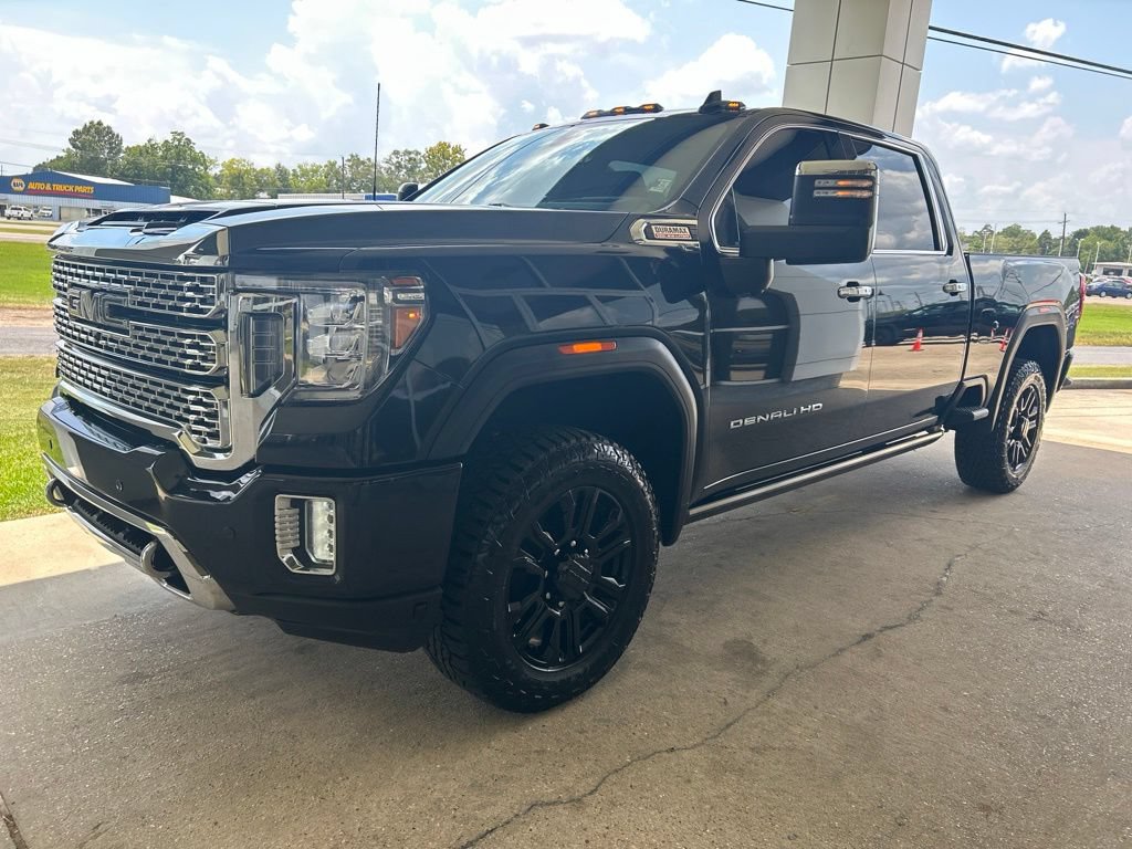 Used 2022 GMC Sierra 2500 Denali w/ Denali Black Diamond Edition AWD/4WD image 4