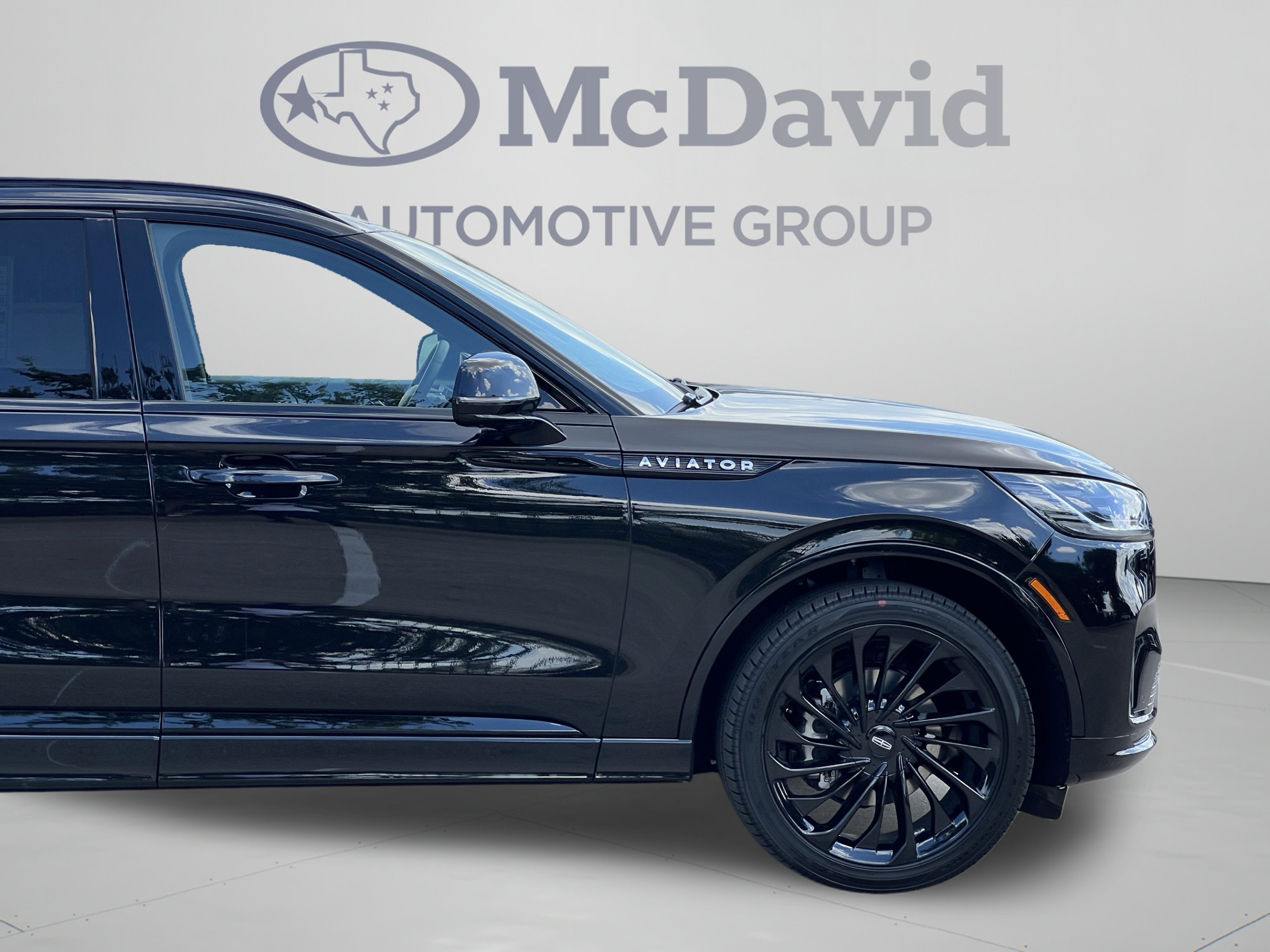 New 2026 Lincoln Aviator Reserve w/ Luxury Package RWD image 33
