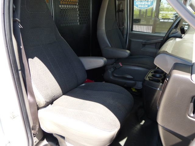 Used 2022 Chevrolet Express 2500 w/ Driver Convenience Package image 23