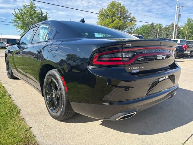 Used 2023 Dodge Charger SXT RWD image 2