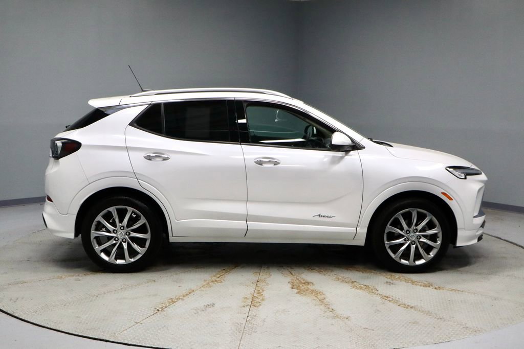 Used 2024 Buick Encore GX Avenir w/ Avenir Technology Package FWD image 6